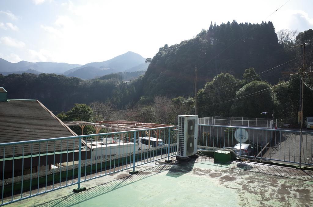 Kashi Besso Takachiho Hotel Exterior photo